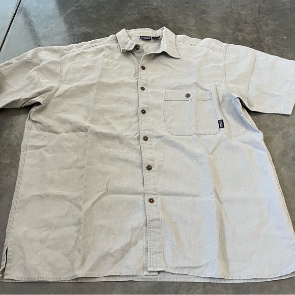 Patagonia Men’s A/C Short Sleeve Shirt - Picture 3 of 8